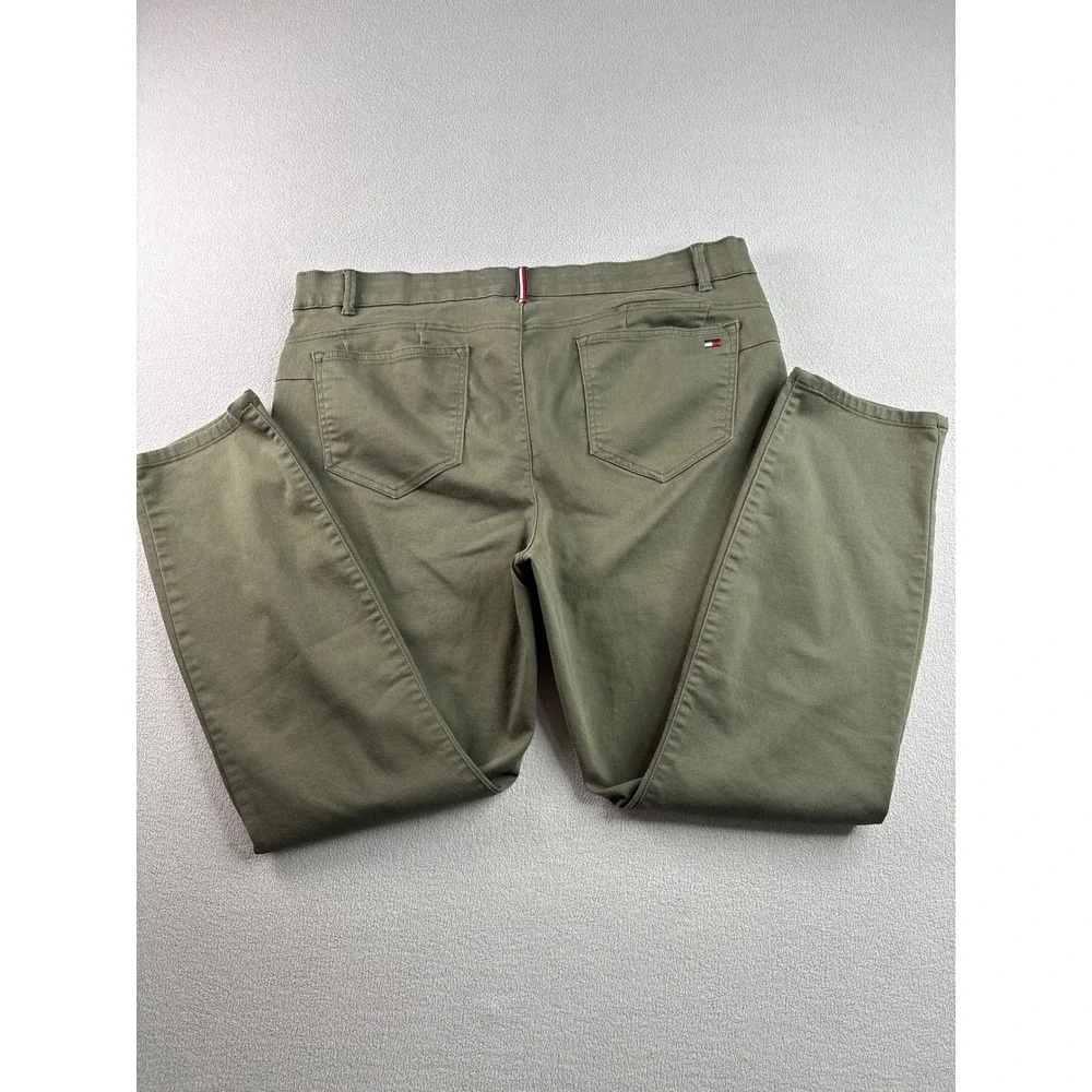 Tommy Hilfiger discover versatile